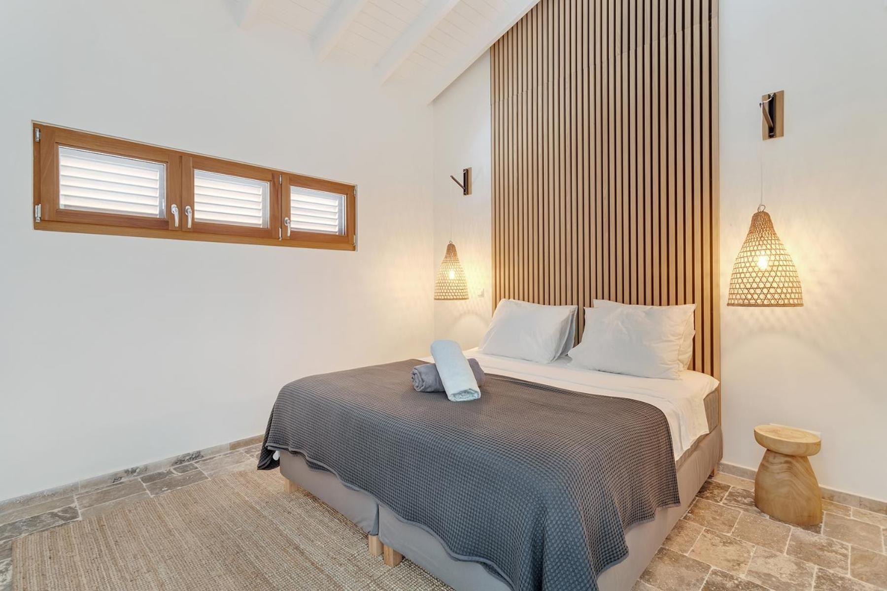 クラレンダイク Casa Madera With Large Garden And Private Poolヴィラ エクステリア 写真