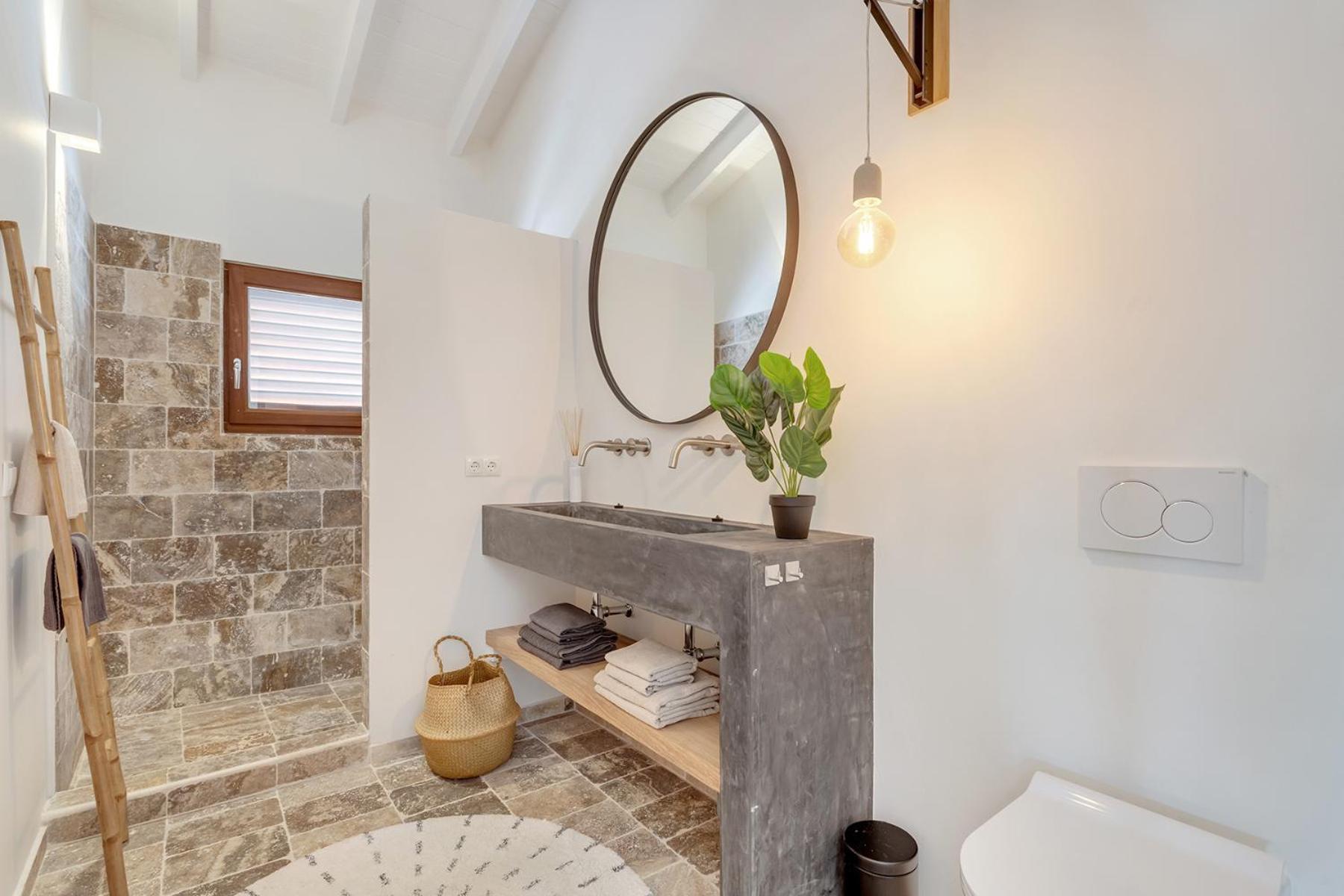 クラレンダイク Casa Madera With Large Garden And Private Poolヴィラ エクステリア 写真