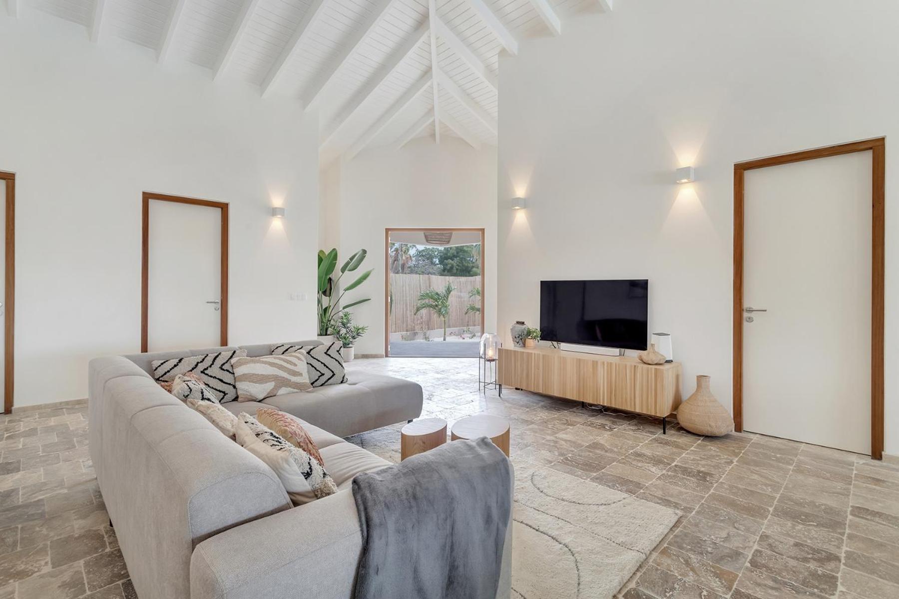 クラレンダイク Casa Madera With Large Garden And Private Poolヴィラ エクステリア 写真