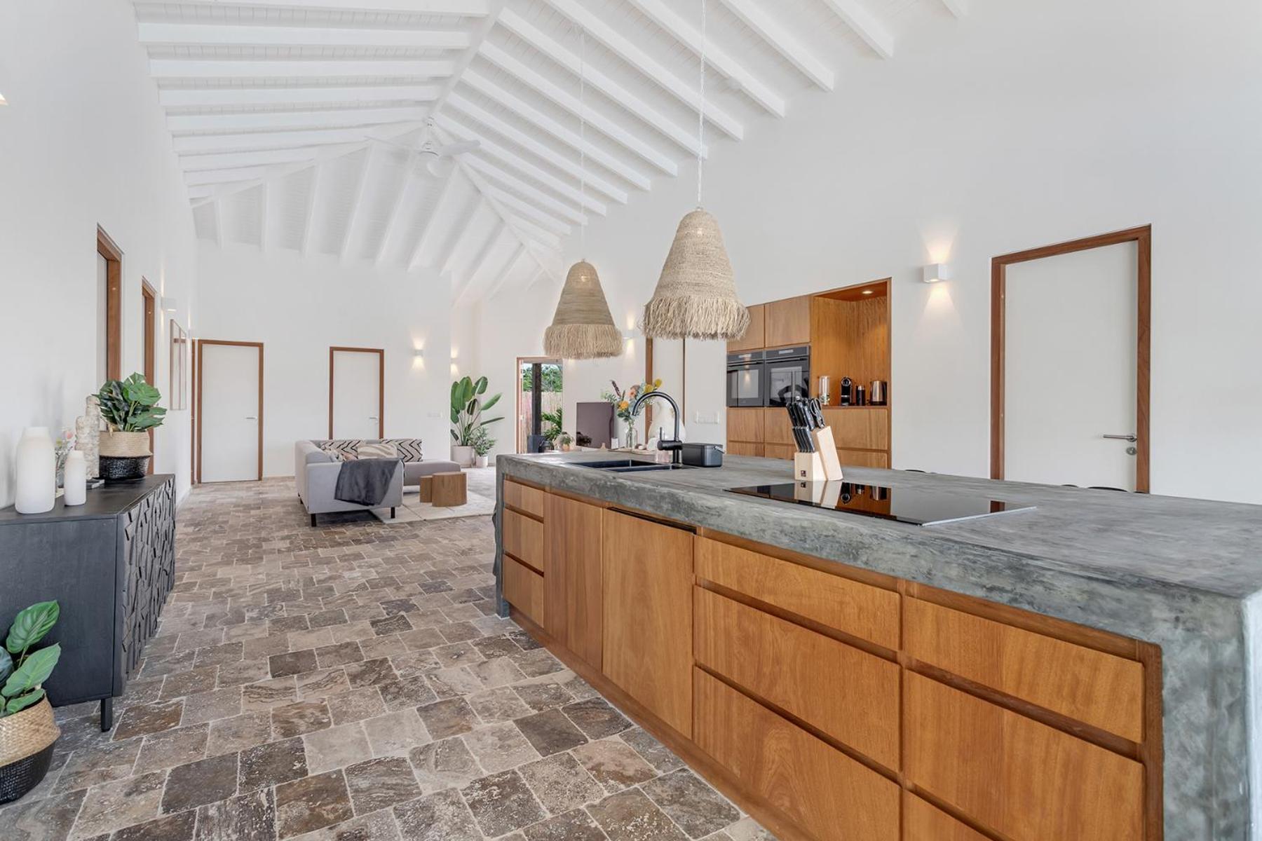 クラレンダイク Casa Madera With Large Garden And Private Poolヴィラ エクステリア 写真